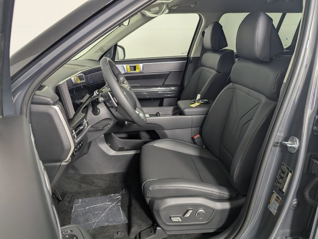 New 2026 Hyundai Santa Fe SEL FWD image 12