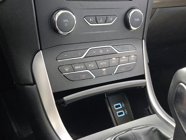 Used 2018 Ford Edge SEL w/ Equipment Group 201A AWD/4WD image 24