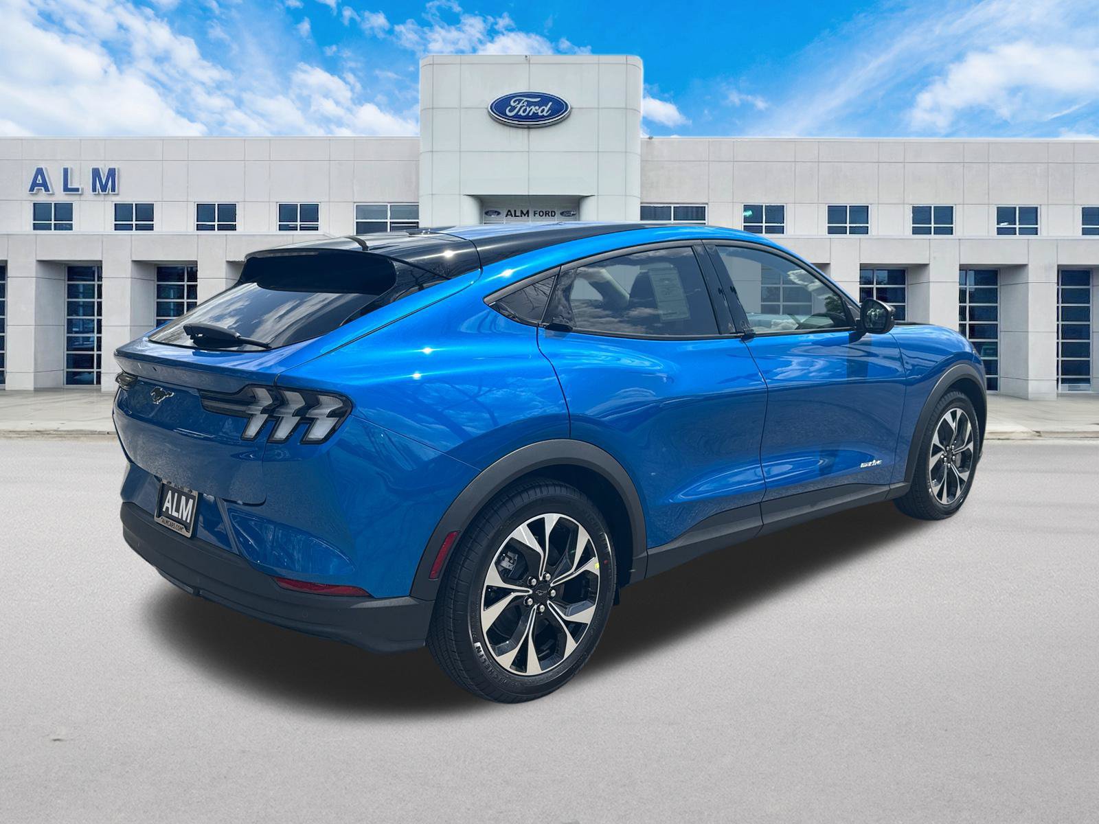 New 2026 Ford Mustang Mach-E Select w/ Comfort Package Lite RWD image 6
