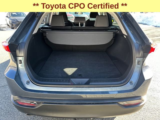 Certified 2021 Toyota Venza LE w/ Carpet Mat Package (TMS) image 13