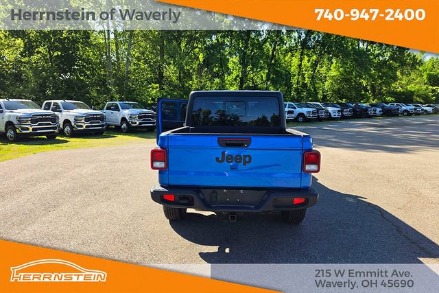 Used 2024 Jeep Gladiator Sport AWD/4WD image 21