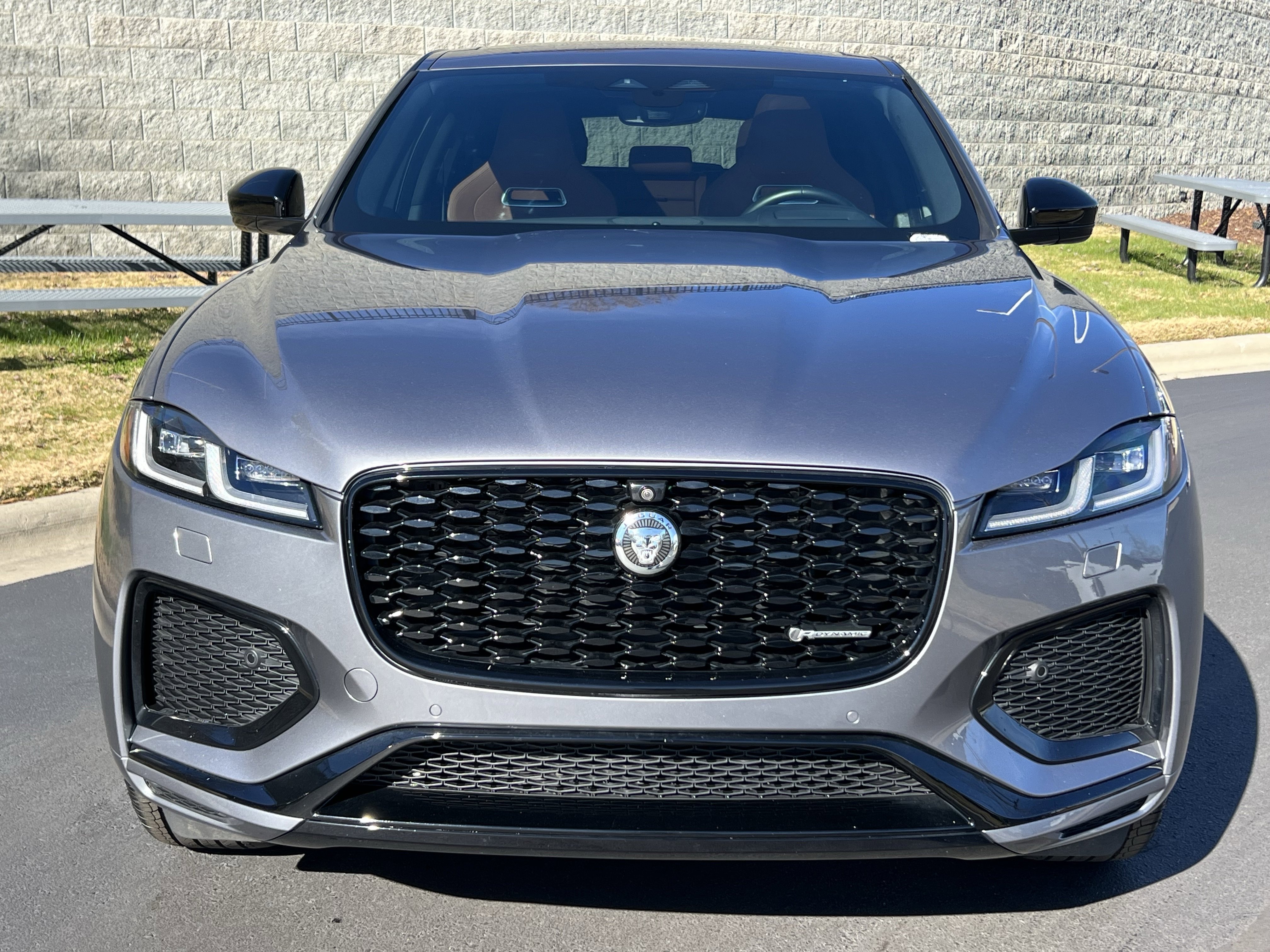 Certified 2025 Jaguar F-PACE R-Dynamic S image 10