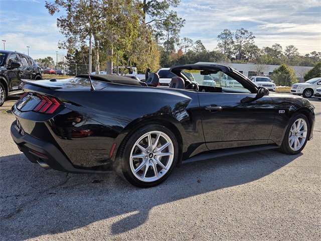 Used 2024 Ford Mustang GT Premium image 7