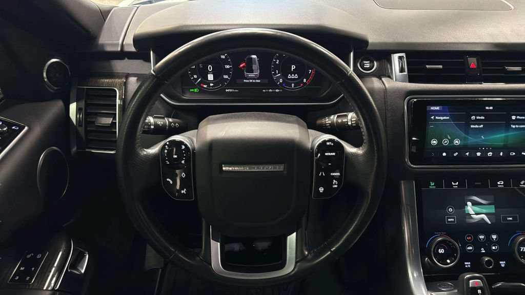 Used 2020 Land Rover Range Rover Sport SE AWD/4WD image 18
