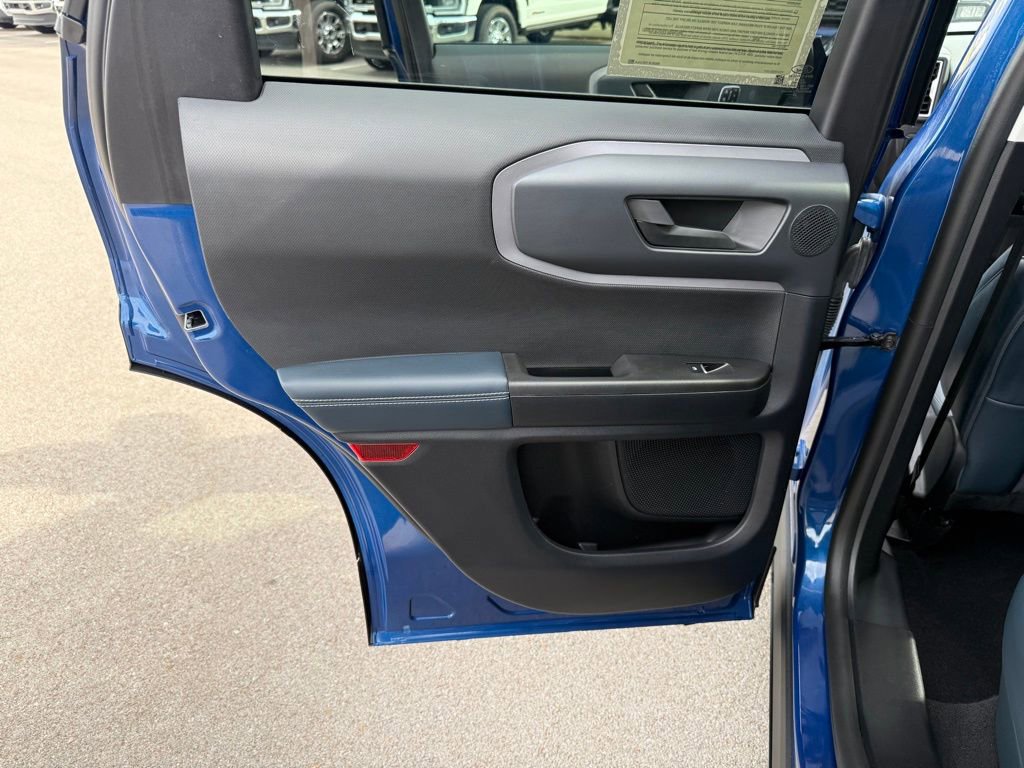 Used 2023 Ford Bronco Sport Outer Banks w/ Tech Package image 12