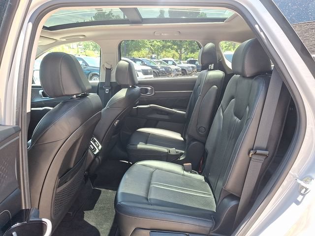 Certified 2023 Kia Sorento SX FWD image 12