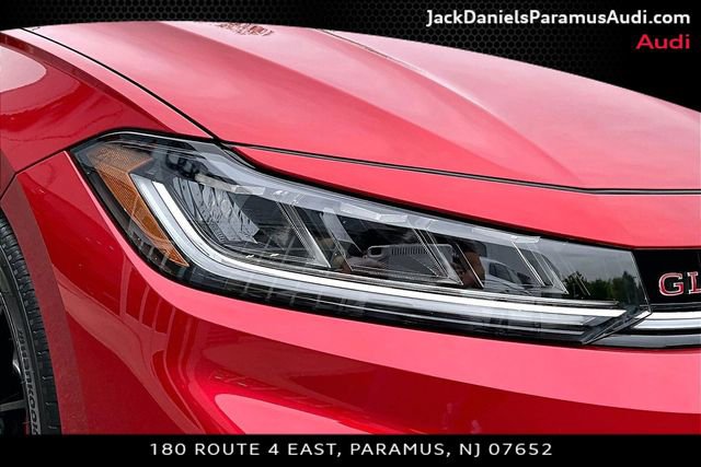 Used 2025 Volkswagen Jetta GLI Autobahn w/ GLI Black Package FWD image 19