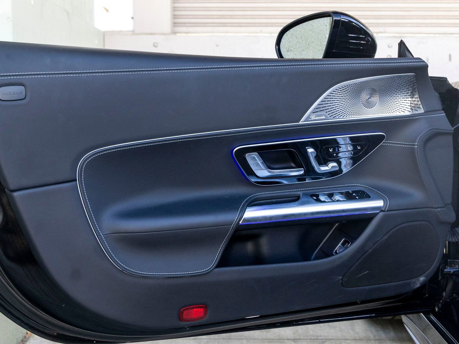 Used 2023 Mercedes-Benz SL 63 AMG 4MATIC image 13