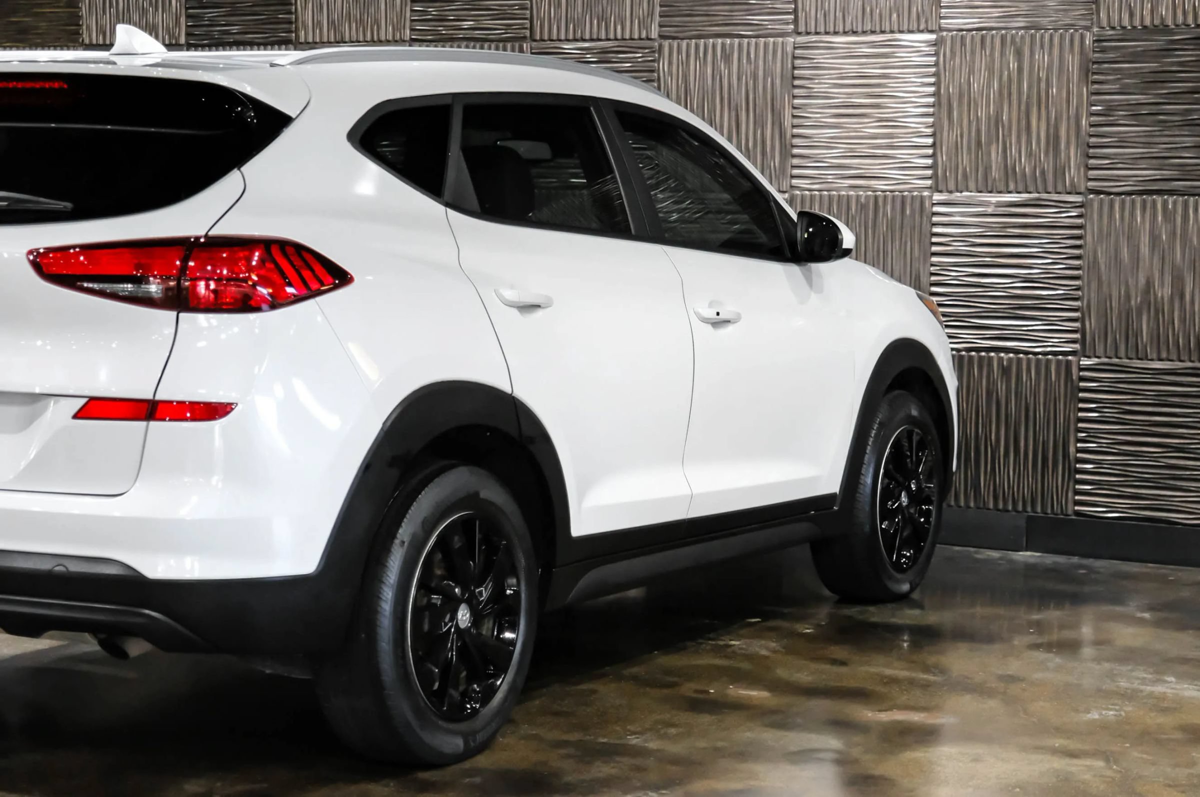Used 2019 Hyundai Tucson Value FWD image 13