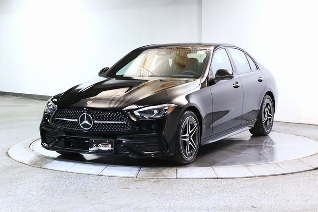 Used 2025 Mercedes-Benz C 300 4MATIC Sedan image 13