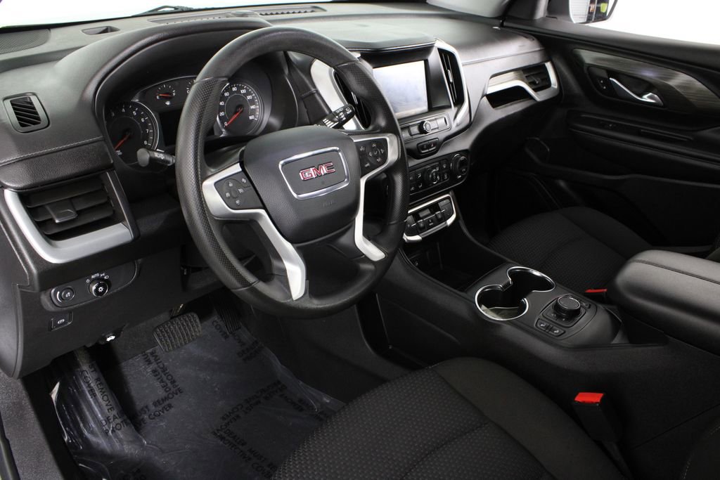 Used 2023 GMC Terrain SLE w/ Driver Convenience Package image 18