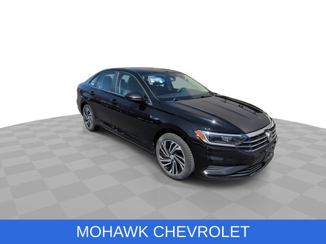 Used 2020 Volkswagen Jetta SEL image 2