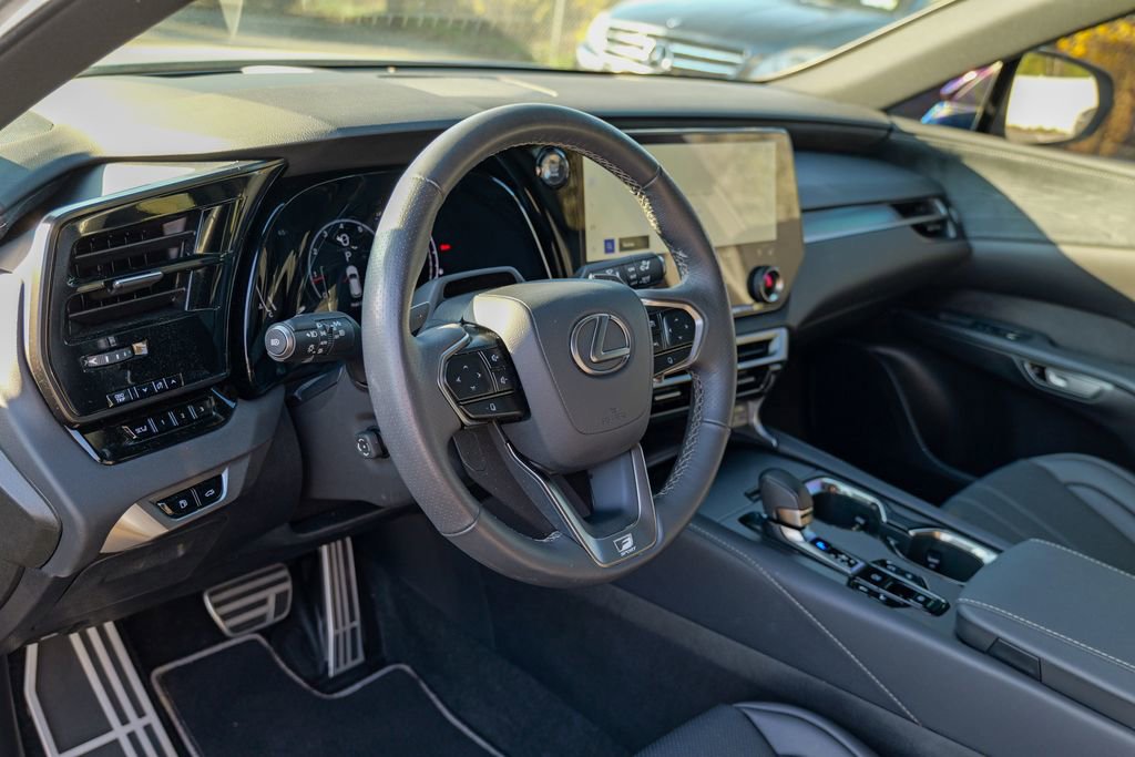 Used 2024 Lexus RX 350 F Sport w/ Convenience Package AWD/4WD image 19