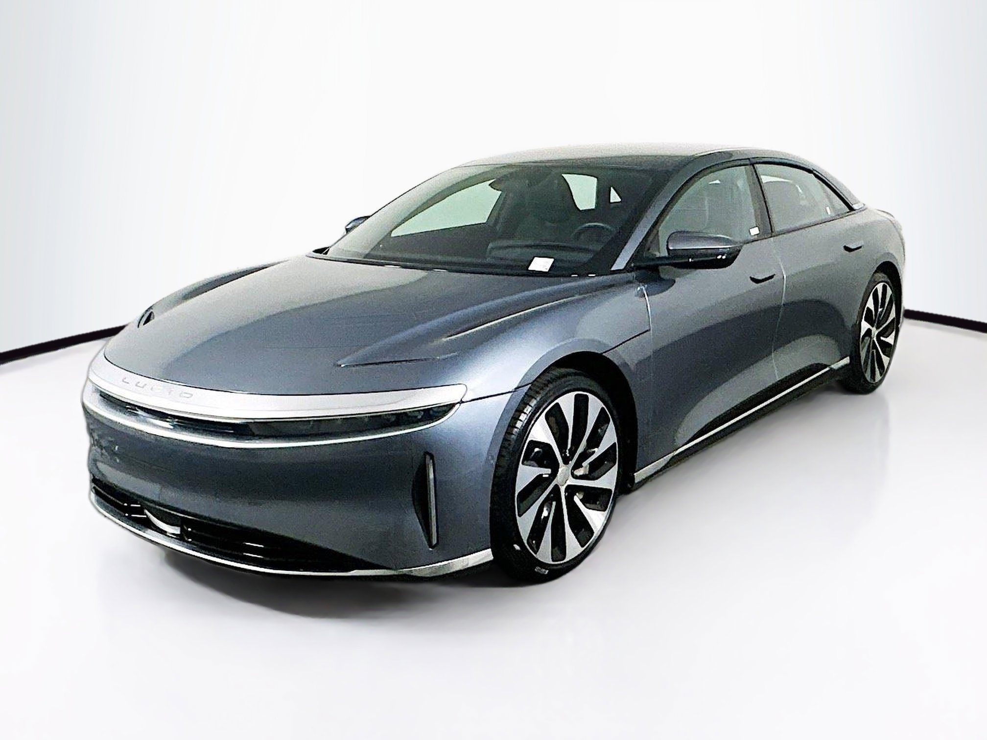Used 2024 Lucid Air Touring AWD/4WD image 3