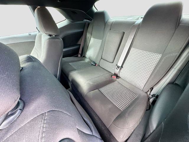 Used 2022 Dodge Challenger SXT w/ Driver Convenience Group image 19