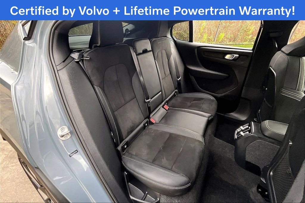 Certified 2023 Volvo C40 P8 Recharge Ultimate w/ Protection Package Premier image 34