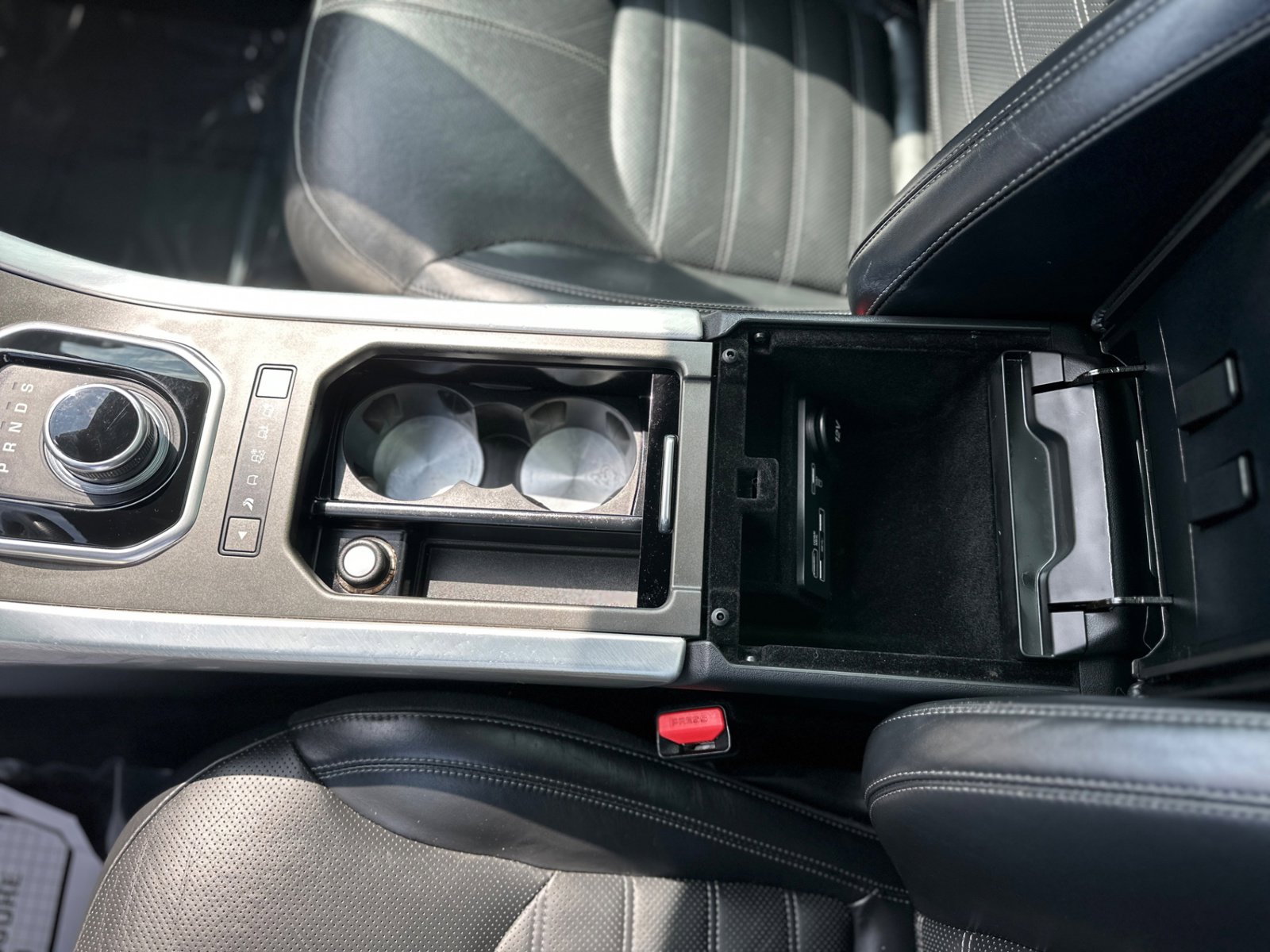 Used 2018 Land Rover Range Rover Evoque HSE Dynamic AWD/4WD image 33
