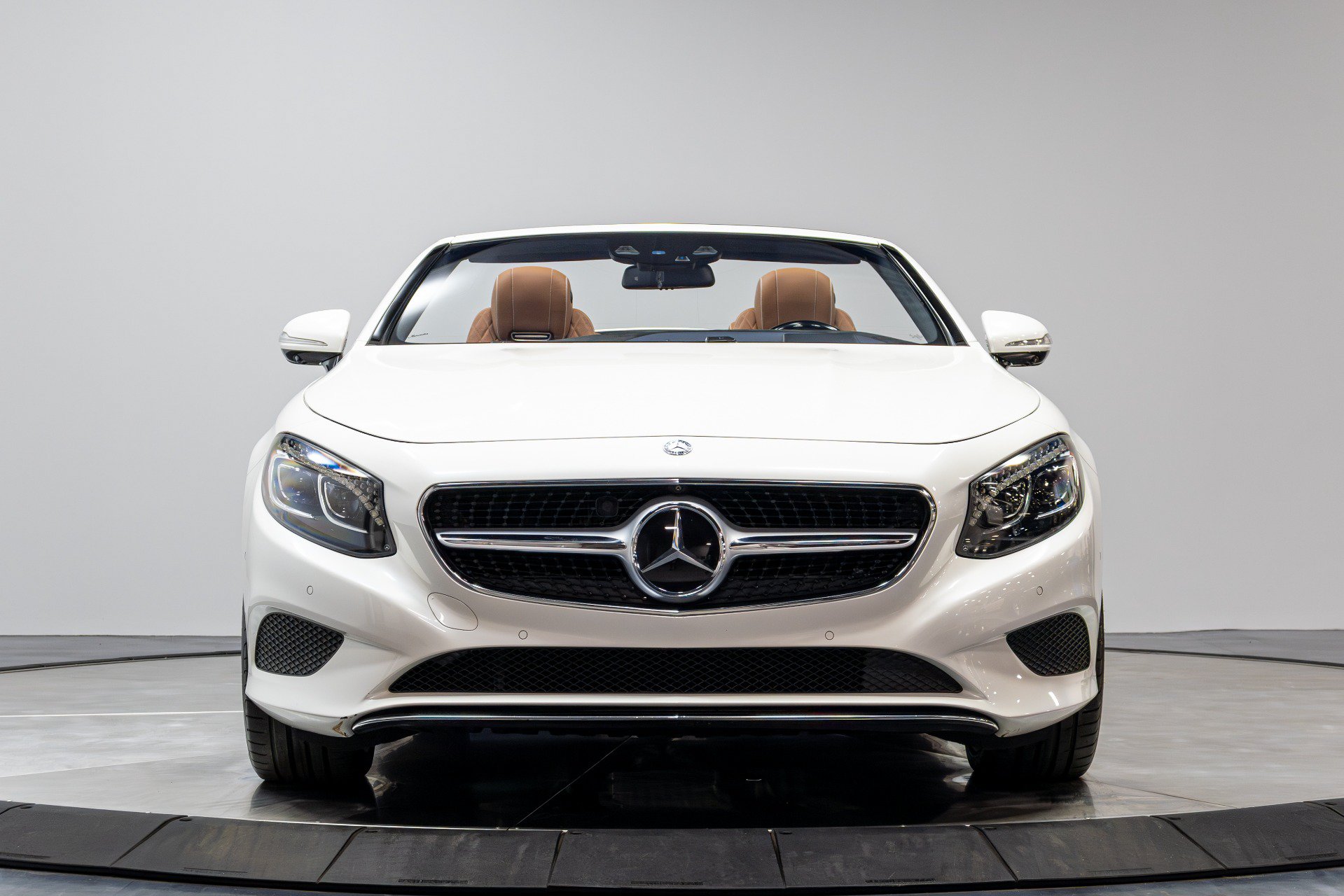 Used 2017 Mercedes-Benz S 550 Cabriolet image 40