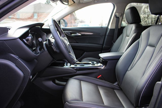 Used 2022 Buick Envision Essence w/ Safety Package image 14