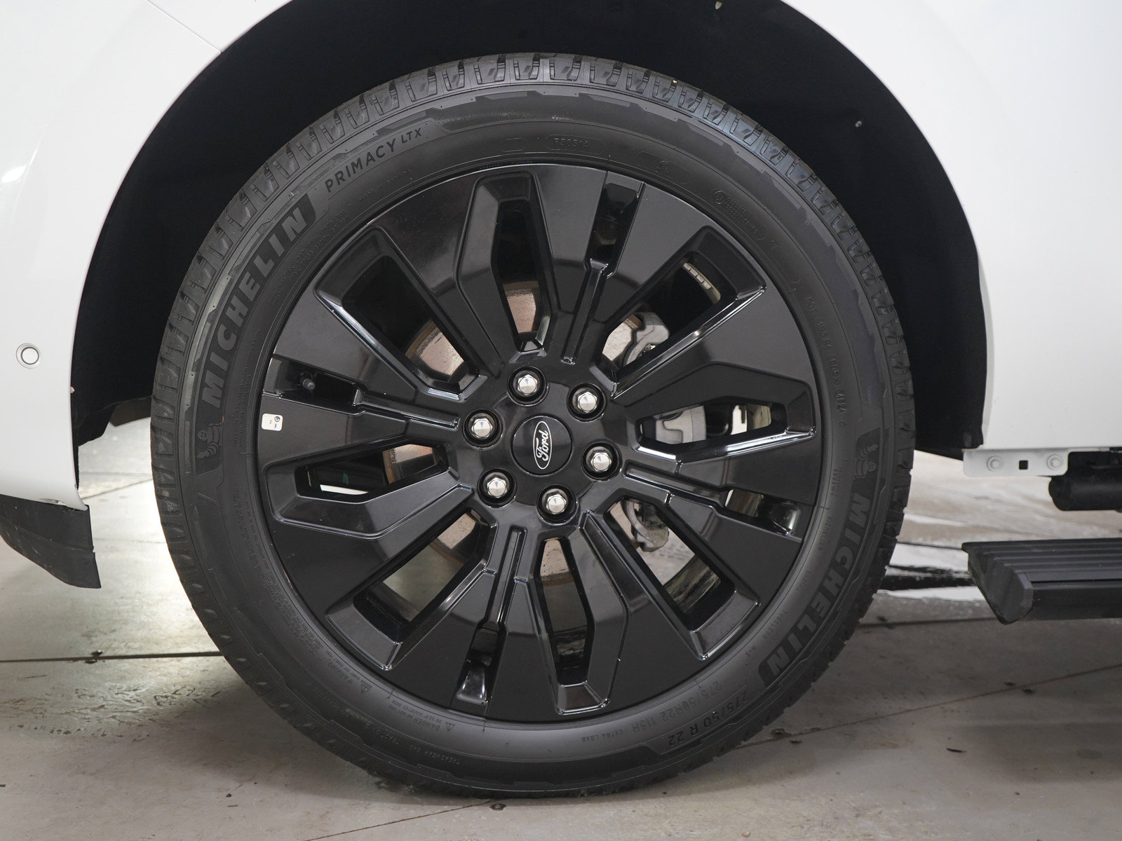 Used 2025 Ford Expedition Max Platinum w/ Stealth Appearance Package AWD/4WD image 34