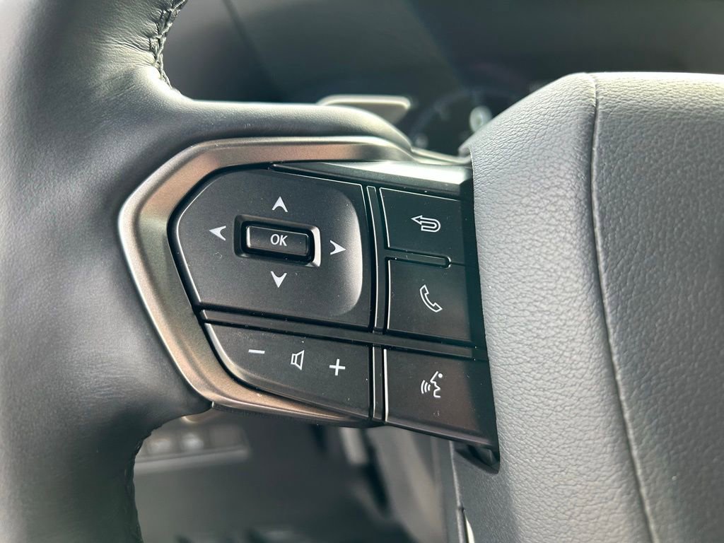 Used 2025 Lexus GX 550 image 20