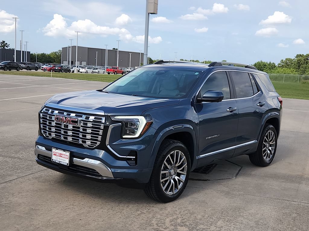 Used 2026 GMC Terrain Denali AWD/4WD image 9
