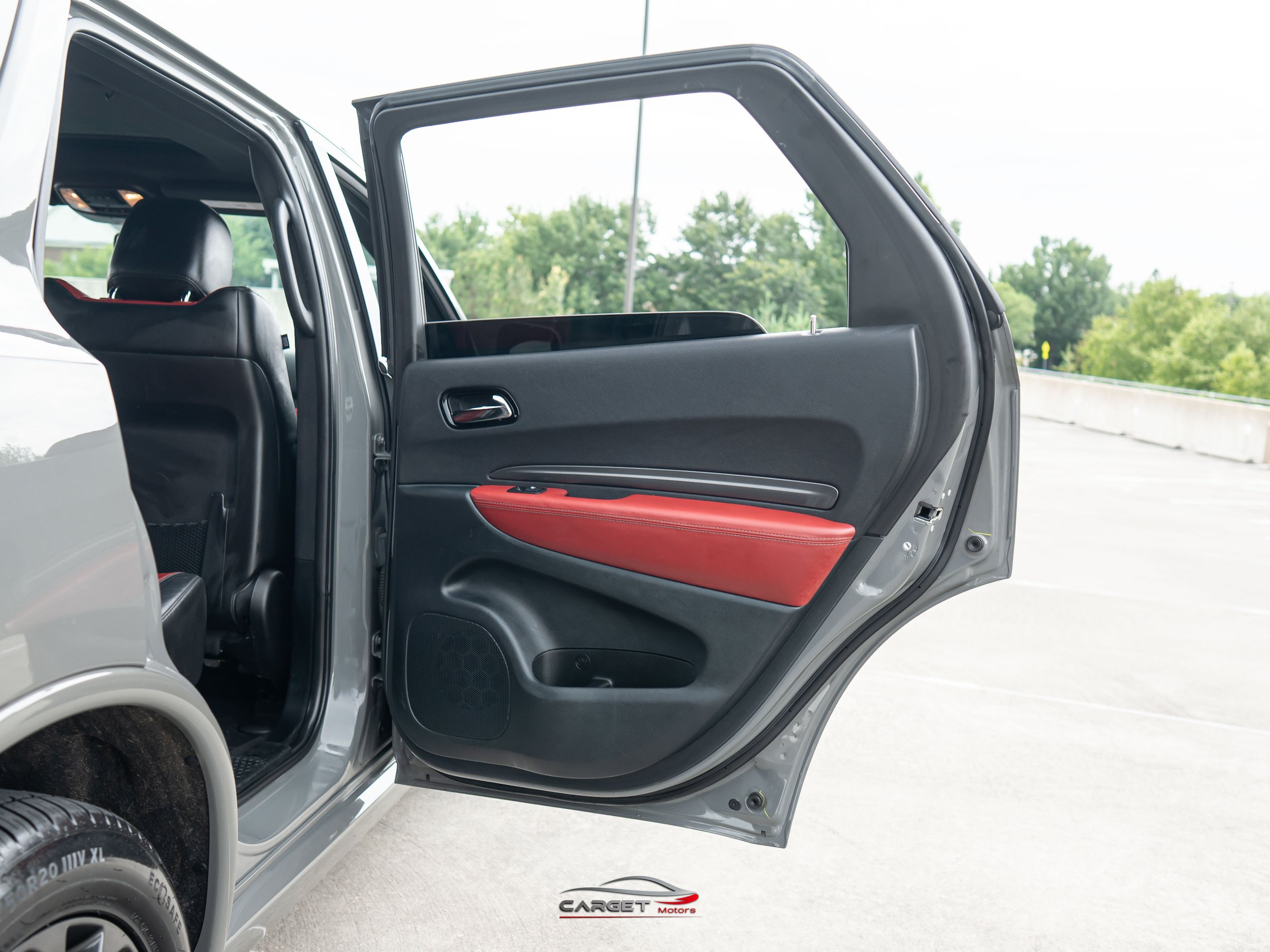 Used 2022 Dodge Durango R/T w/ Blacktop Package AWD/4WD image 43