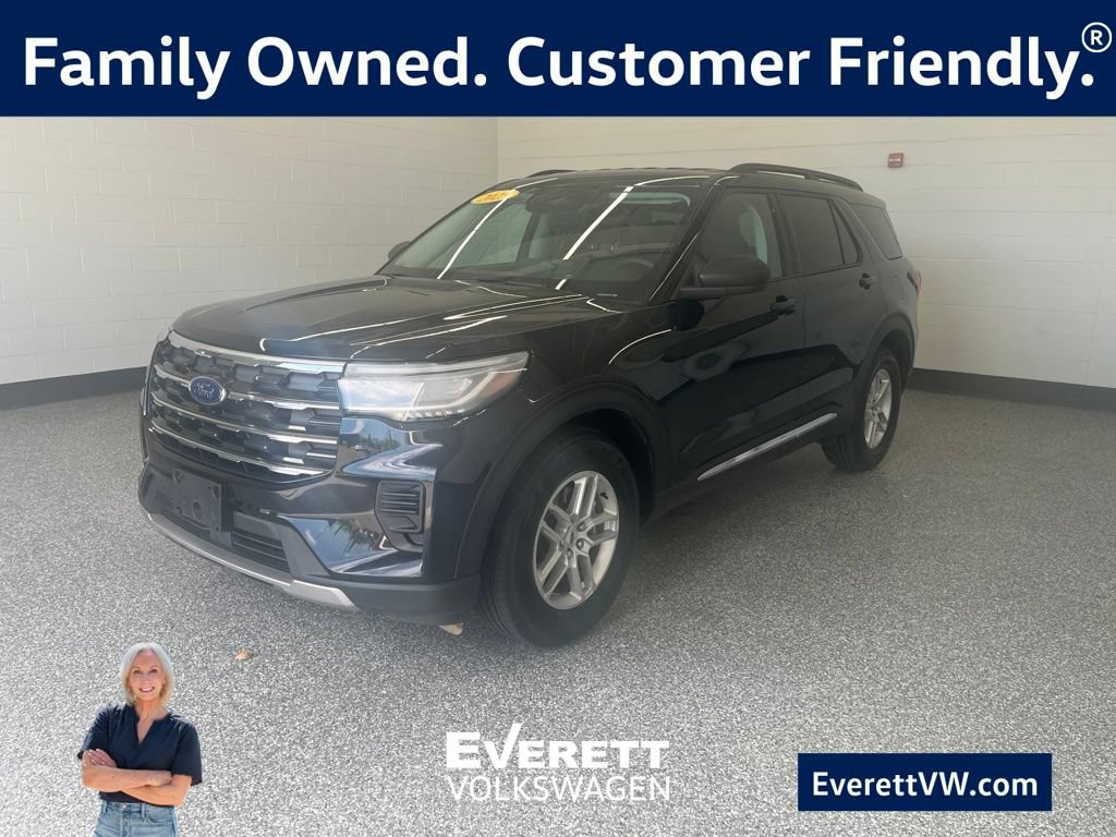Used 2025 Ford Explorer Active