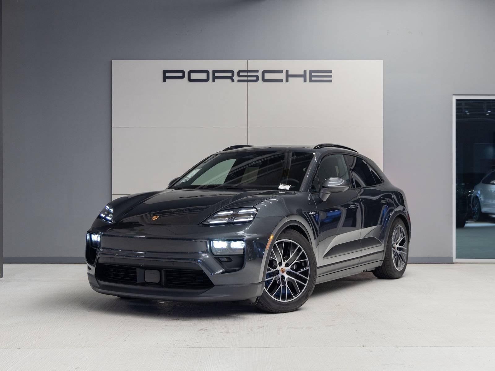 Certified 2026 Porsche Macan 4 Electric AWD/4WD image 1