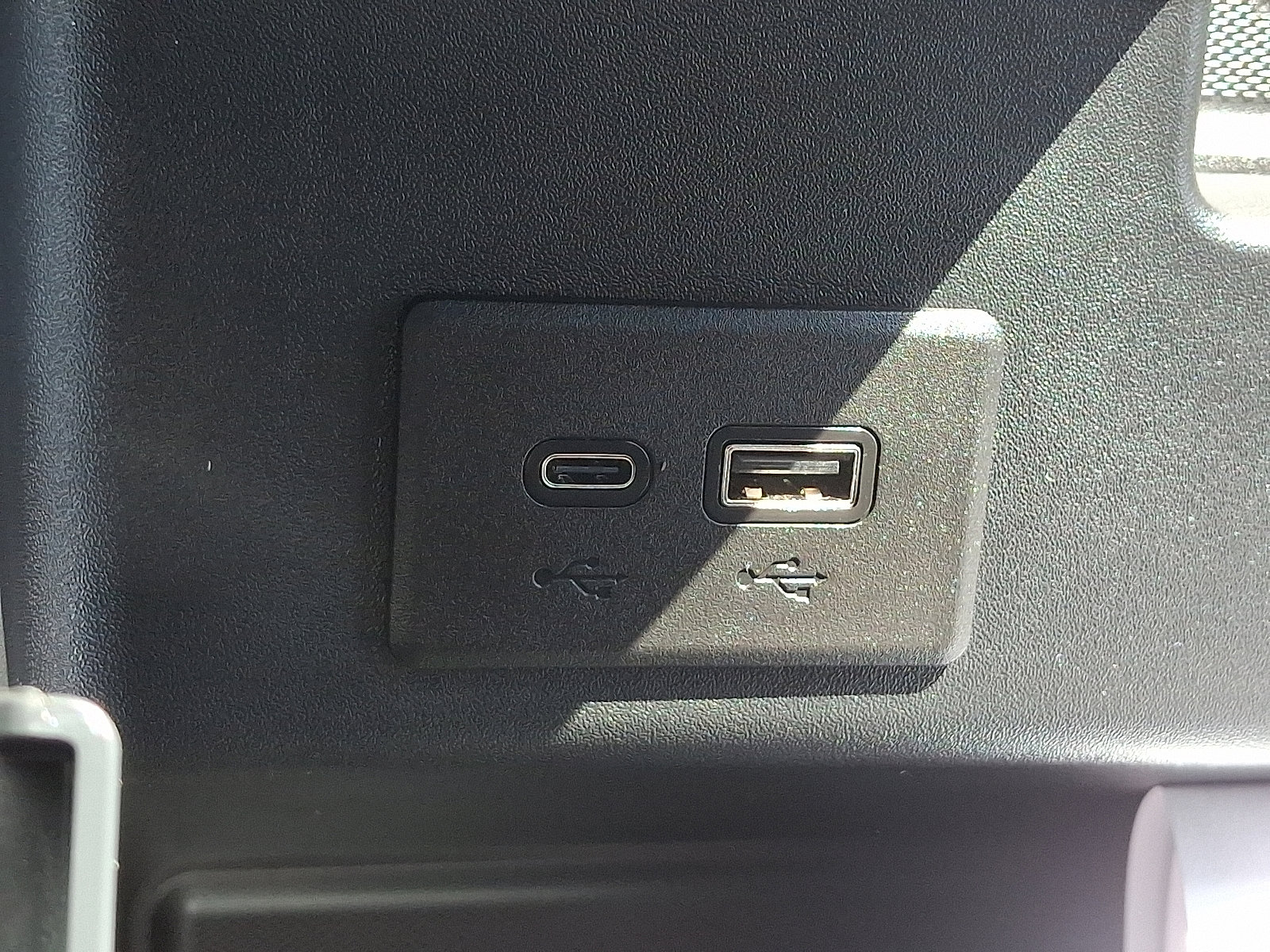 Used 2024 Chevrolet Silverado 2500 High Country image 27