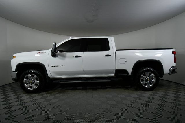 Used 2021 Chevrolet Silverado 3500 LTZ AWD/4WD image 16