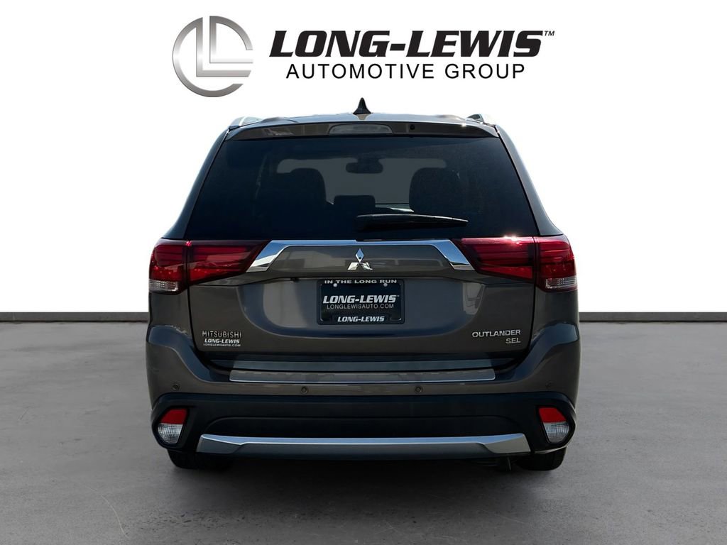 Used 2017 Mitsubishi Outlander SEL image 5