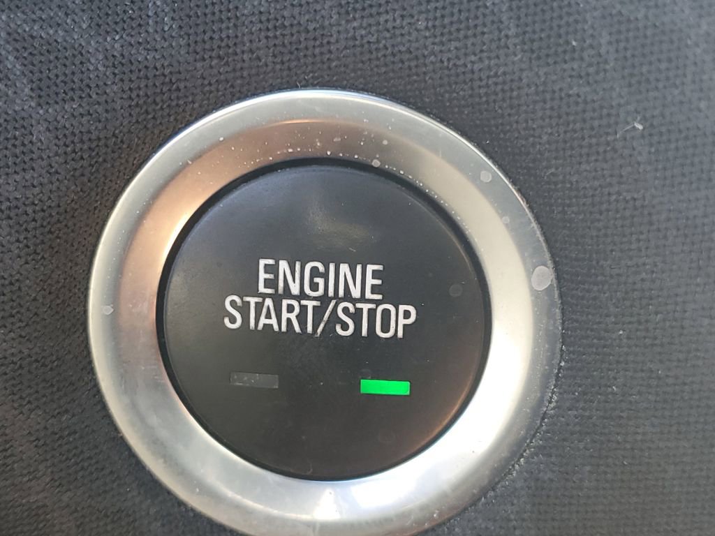 Used 2020 Chevrolet Malibu LT FWD image 26