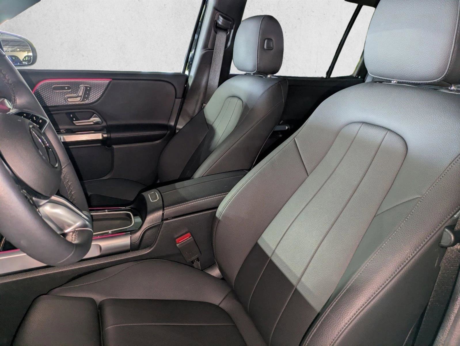 Certified 2025 Mercedes-Benz GLB 250 image 16