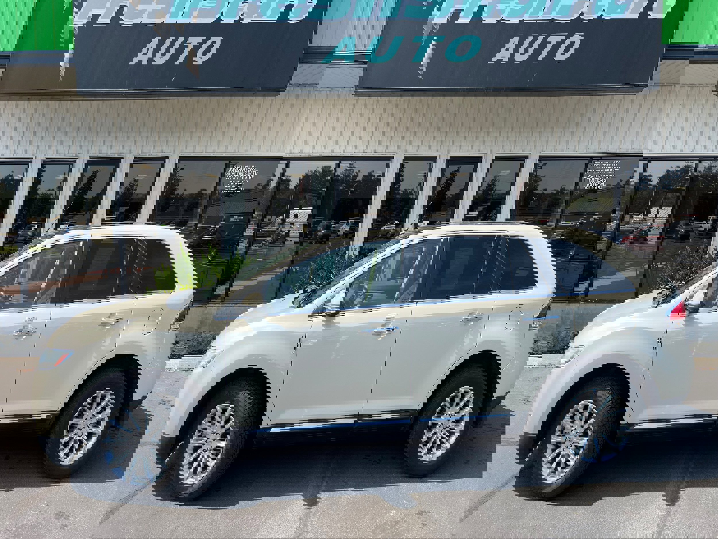 Used 2014 Lincoln MKX w/ Equipment Group 101A image 1