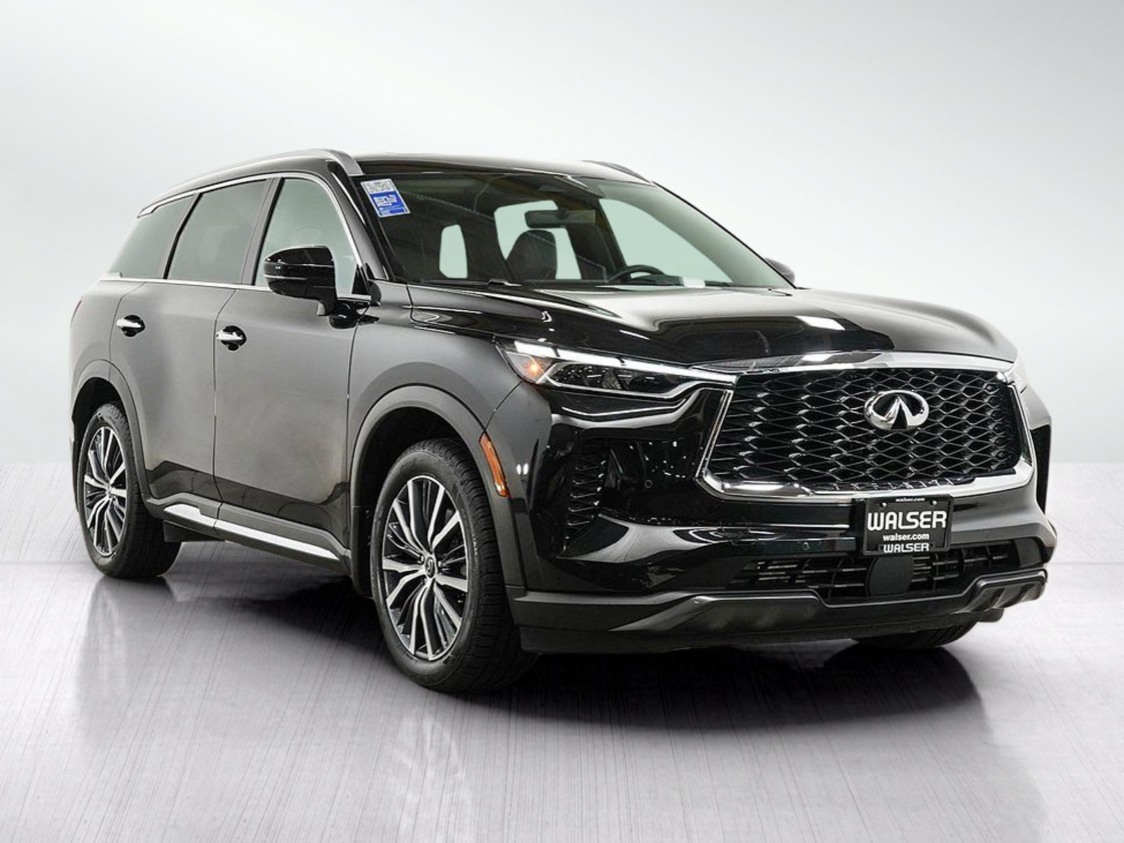 Used 2025 INFINITI QX60 Sensory AWD/4WD image 7
