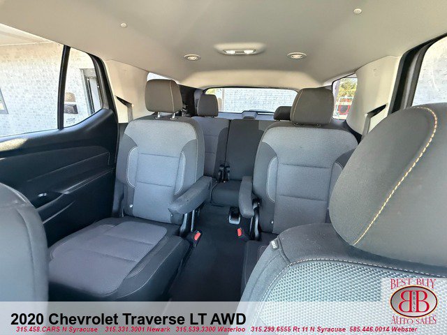 Used 2020 Chevrolet Traverse LT w/ Driver Confidence II Package AWD/4WD image 23