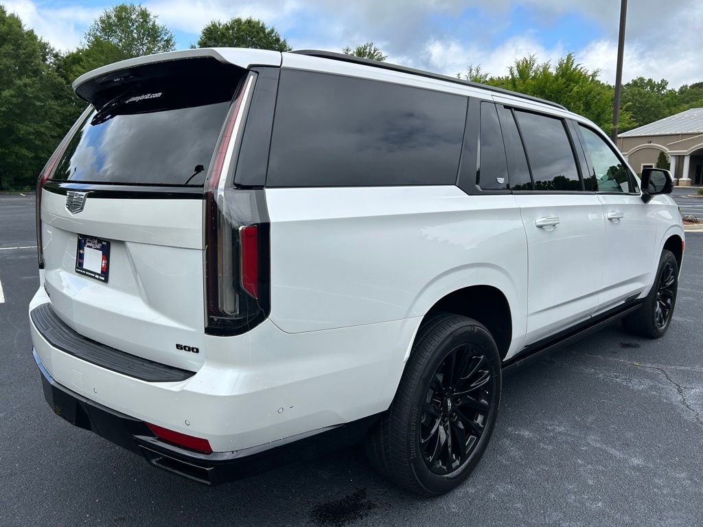 Used 2023 Cadillac Escalade ESV Sport Platinum w/ LPO, ONYX Package AWD/4WD image 25