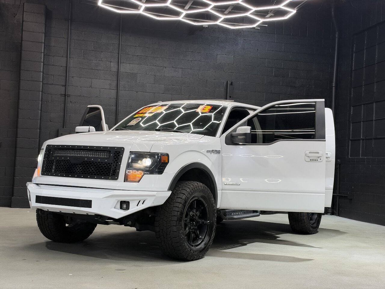 Used 2013 Ford F150 FX4 w/ Luxury Equipment Group AWD/4WD image 16