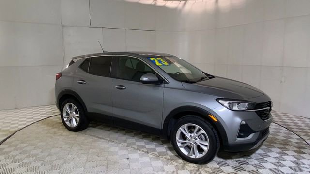 Used 2023 Buick Encore GX Preferred image 2