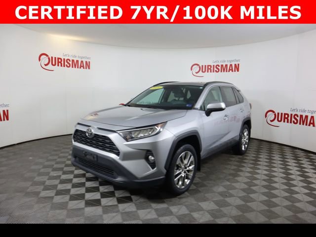 Used 2020 Toyota RAV4 XLE Premium image 3