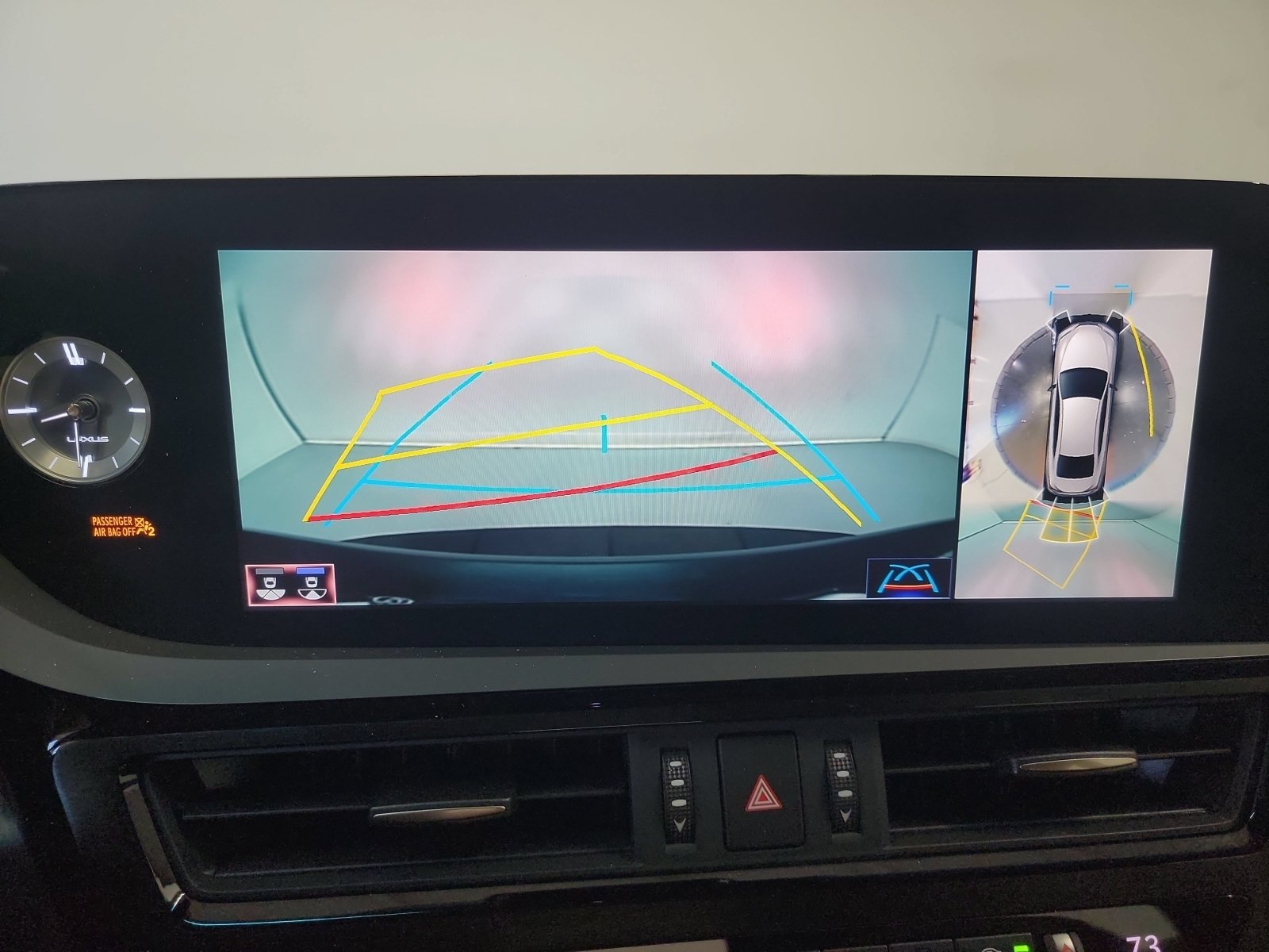 Used 2022 Lexus ES 300h w/ Accessory Package FWD image 23