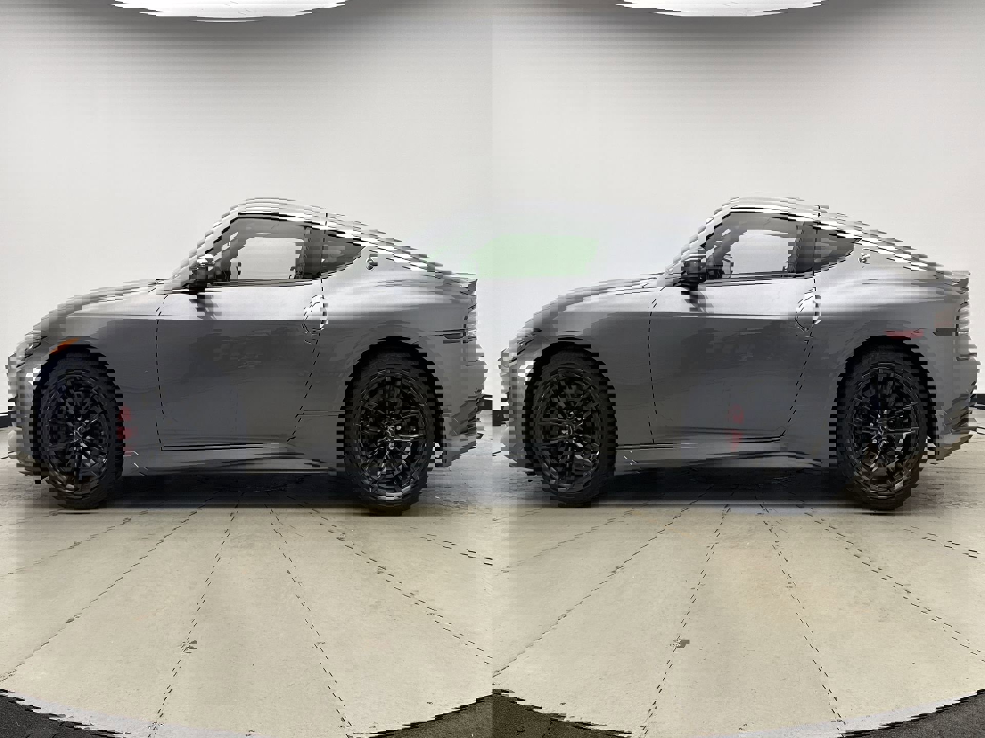 Used 2024 Nissan Z Performance w/ Floor Mat Package RWD image 2