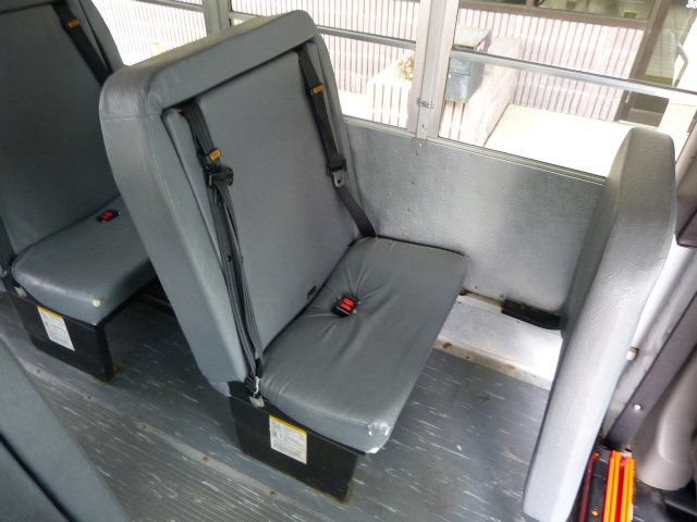 Used 2007 Chevrolet Express 3500 w/ School Bus Package RWD image 26