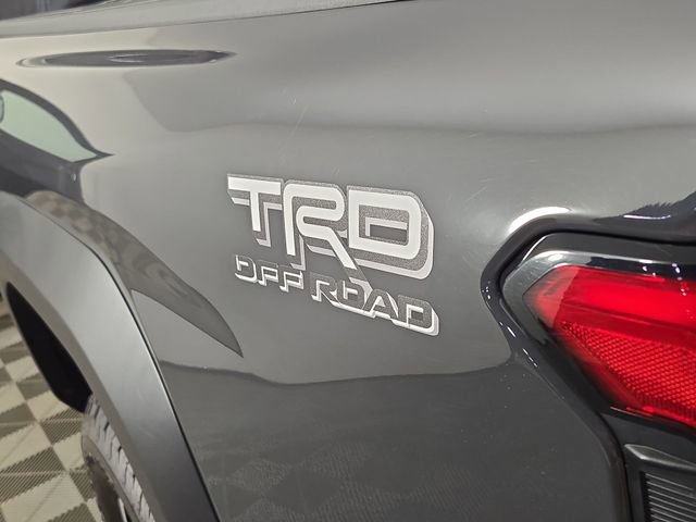 Used 2024 Toyota Tacoma TRD Off-Road AWD/4WD image 33