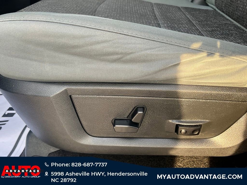 Used 2015 RAM 1500 Big Horn image 23