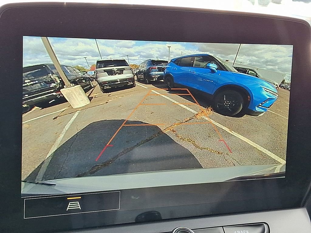 Used 2023 Chevrolet Blazer LT w/ Driver Confidence Package image 25