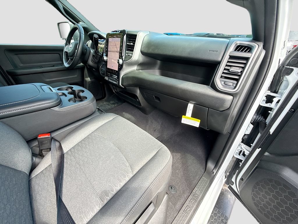 New 2026 RAM 2500 Warlock AWD/4WD image 32