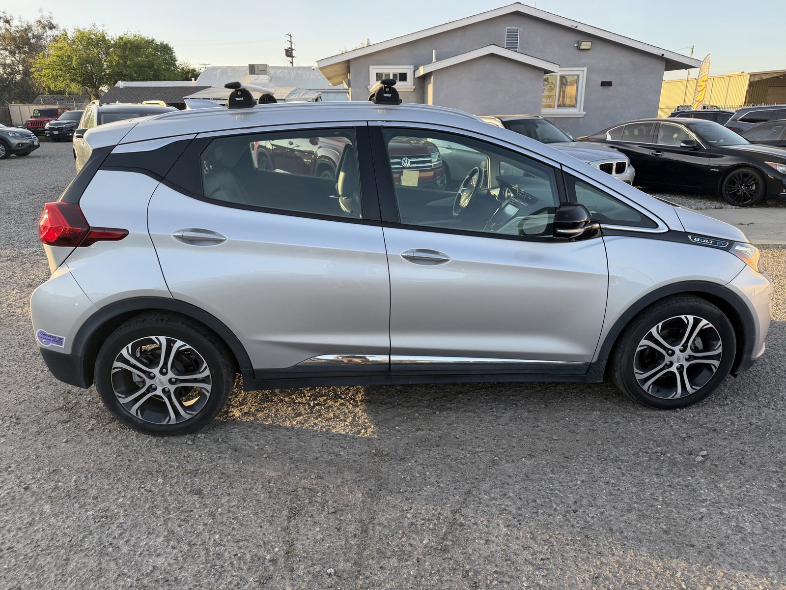 Used 2019 Chevrolet Bolt Premier w/ Infotainment Package image 4