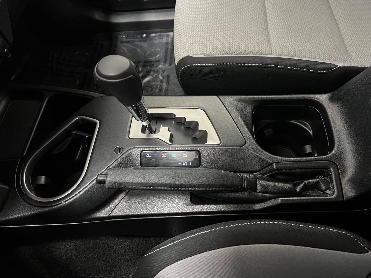 Used 2018 Toyota RAV4 XLE w/ Plus Extra Value Package image 19